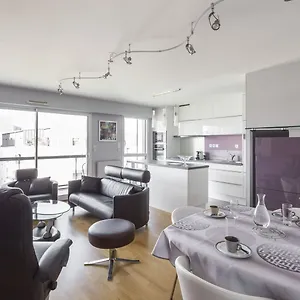 Le Reflet By Cocoonr , Rennes France